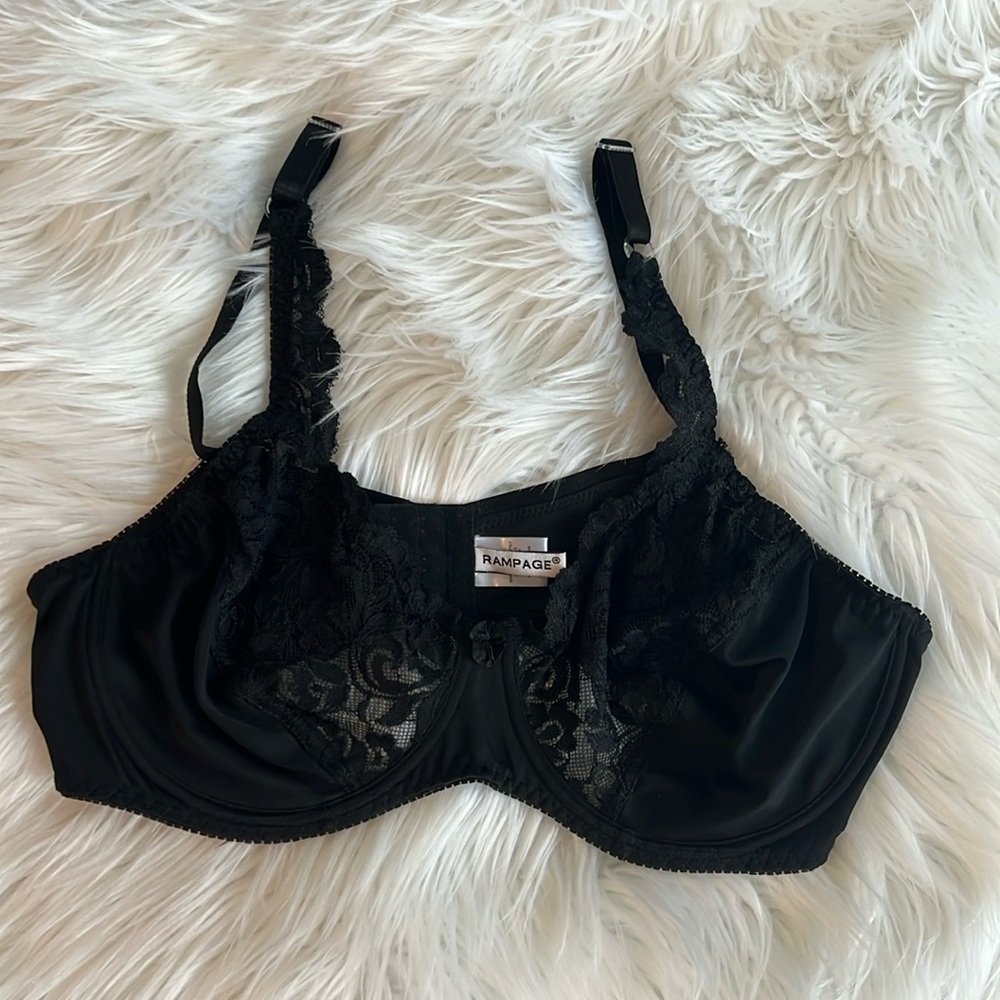 Black Lace Bra RAMPAGE brand Size 40D